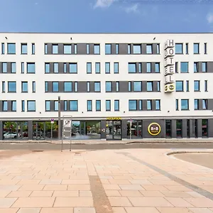 B&B Hotel Rosenheim Otel